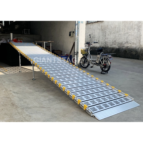 5m span wheelchair ramp, aluminum folding,car ramp for sale